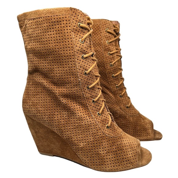 Jeffrey Campbell Women's Sz 9.5 Suede Peep Toe Perforated Lace Up Wedge Bootie - Picture 1 of 11